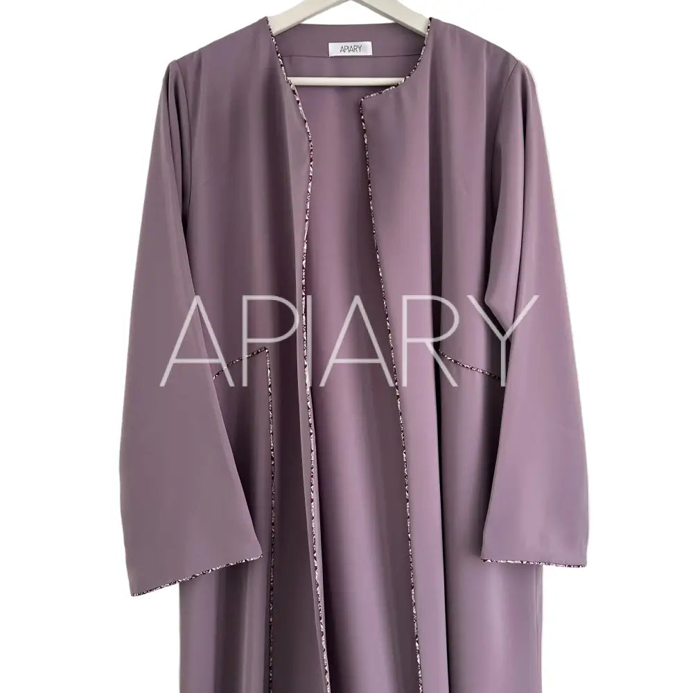 Aria Abaya in Dusty Lavender