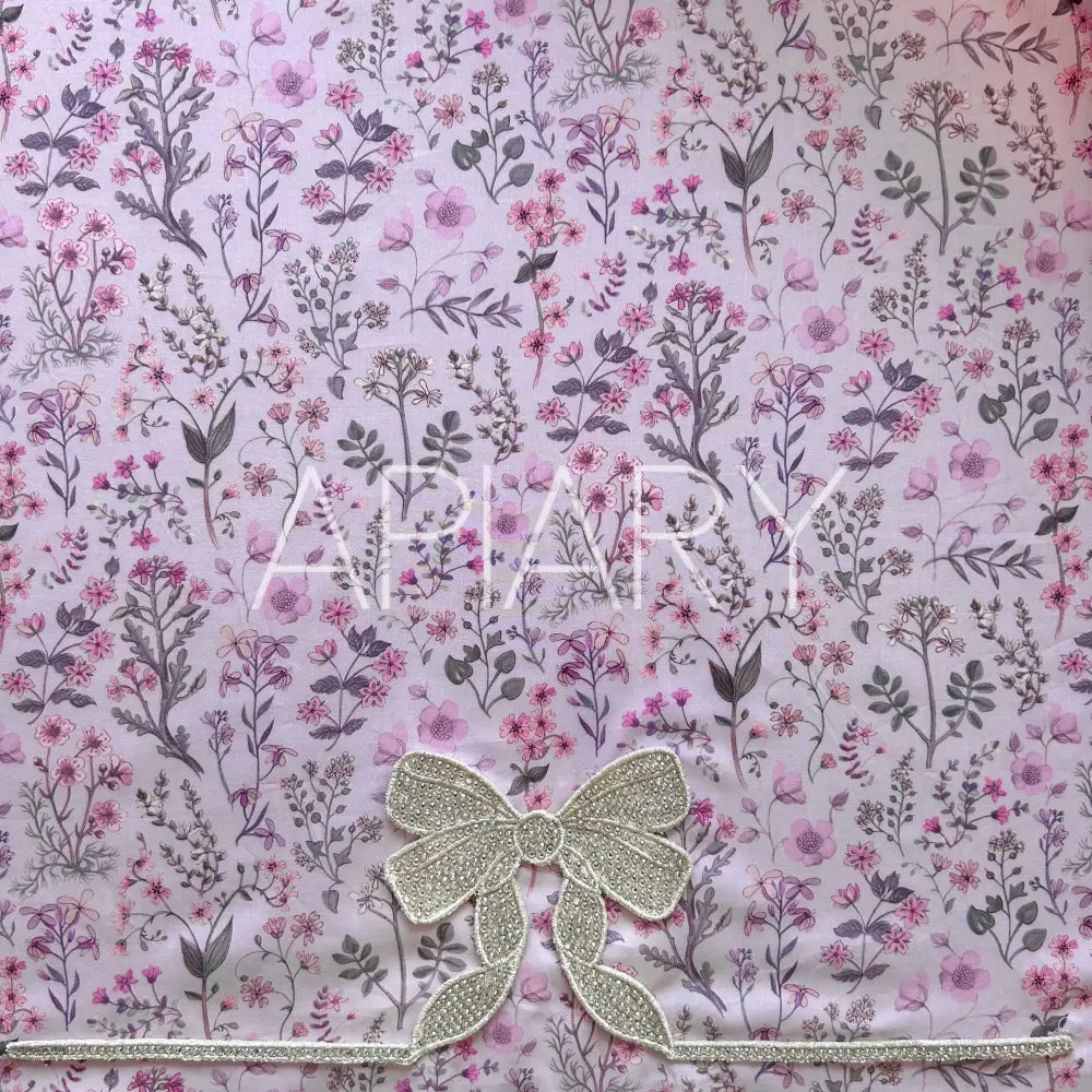 
                  
                    Crystal Bows in Liberty Wild Meadow
                  
                