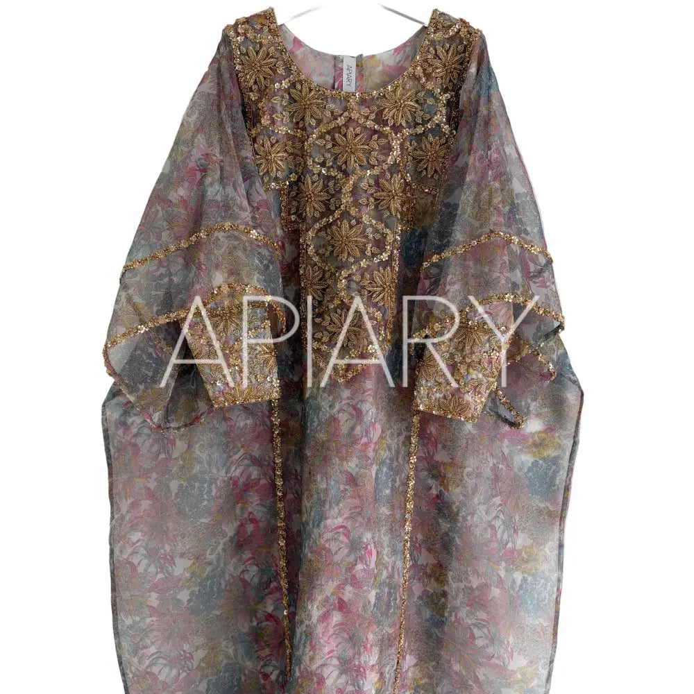 Gaia Thob in Liberty Angelica