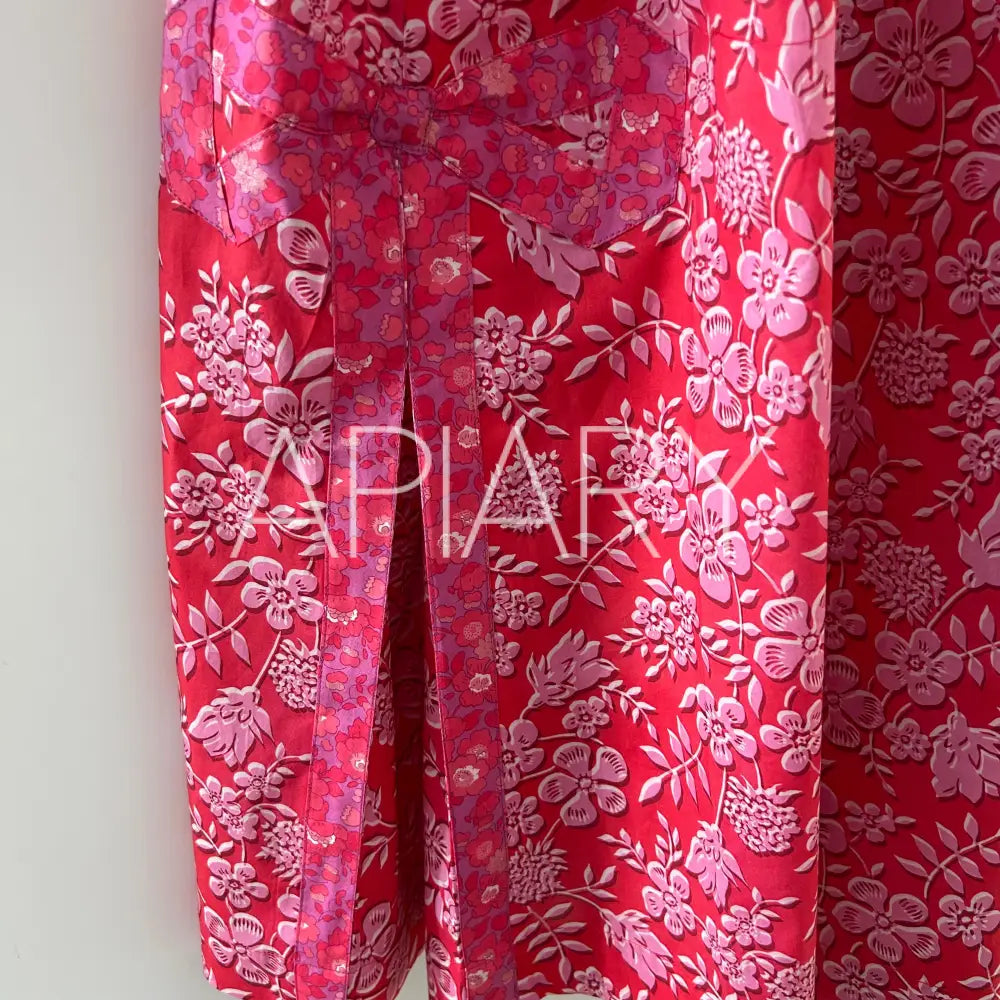 
                  
                    Grace in Liberty Edenham Haze Red/Pink
                  
                