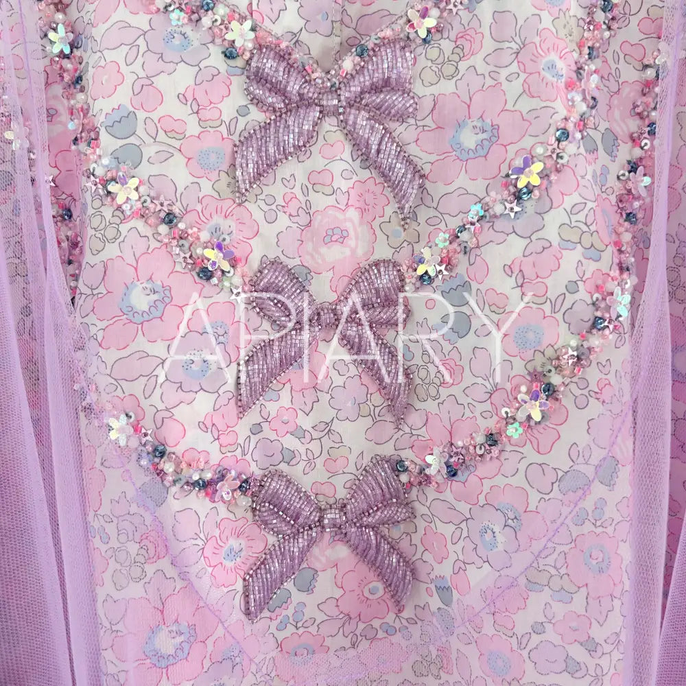 Liberty Betsy Annie Bow Medley