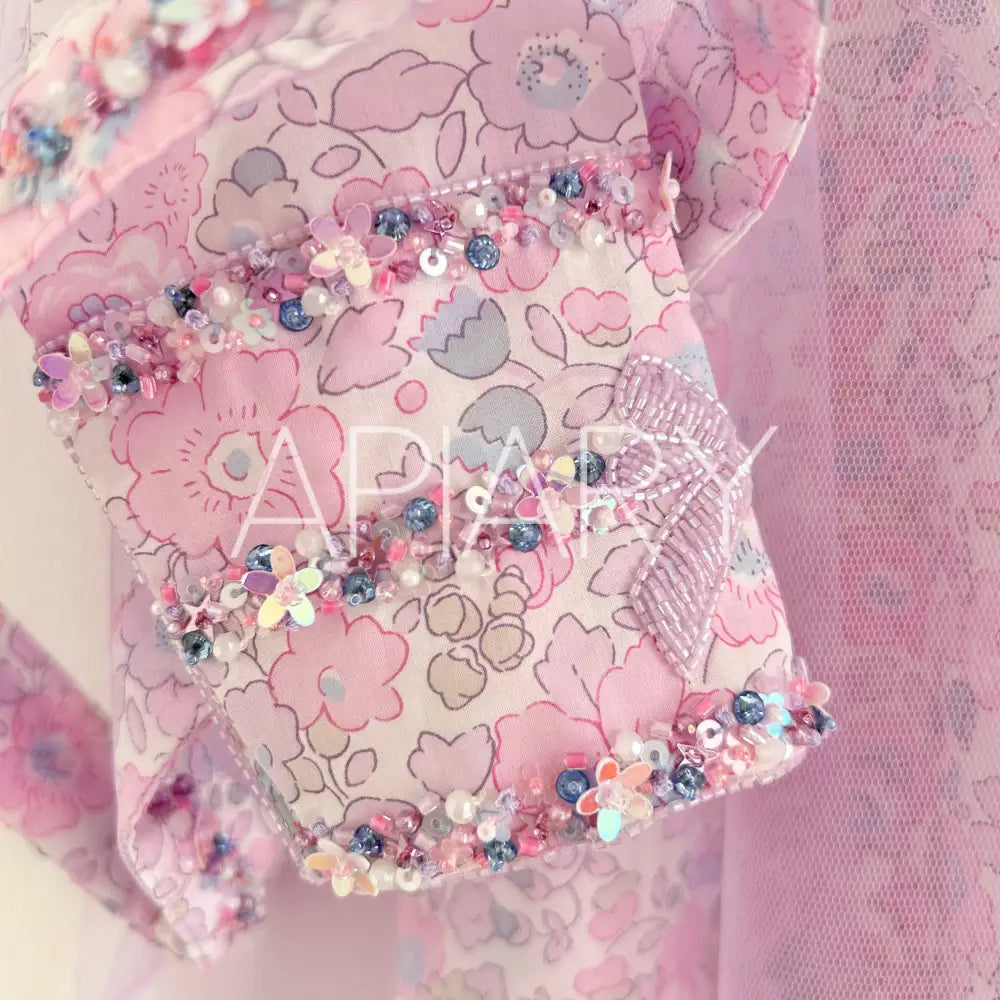 
                  
                    Liberty Betsy Bow Medley Thob
                  
                