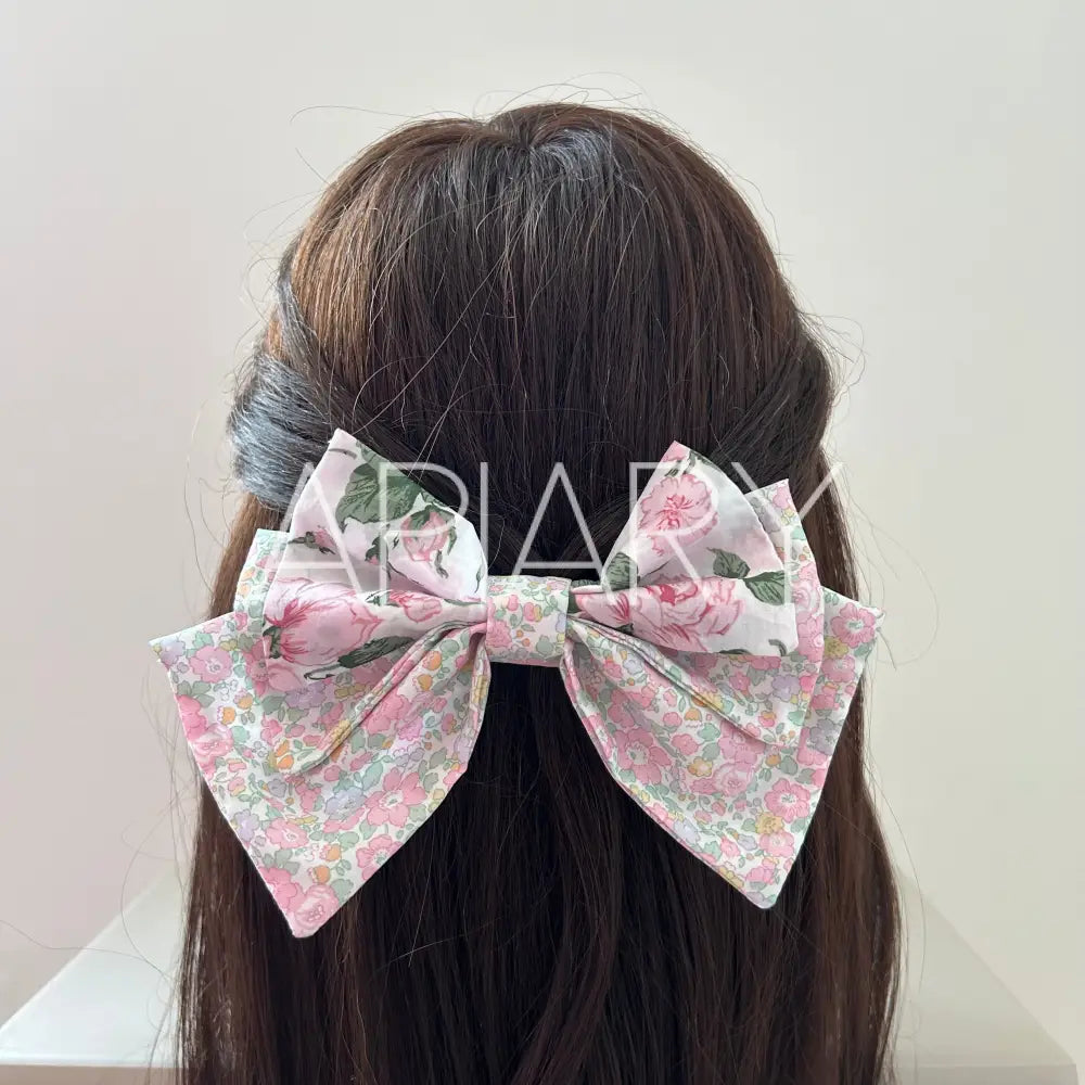 
                  
                    Liberty Bow Hairclip
                  
                