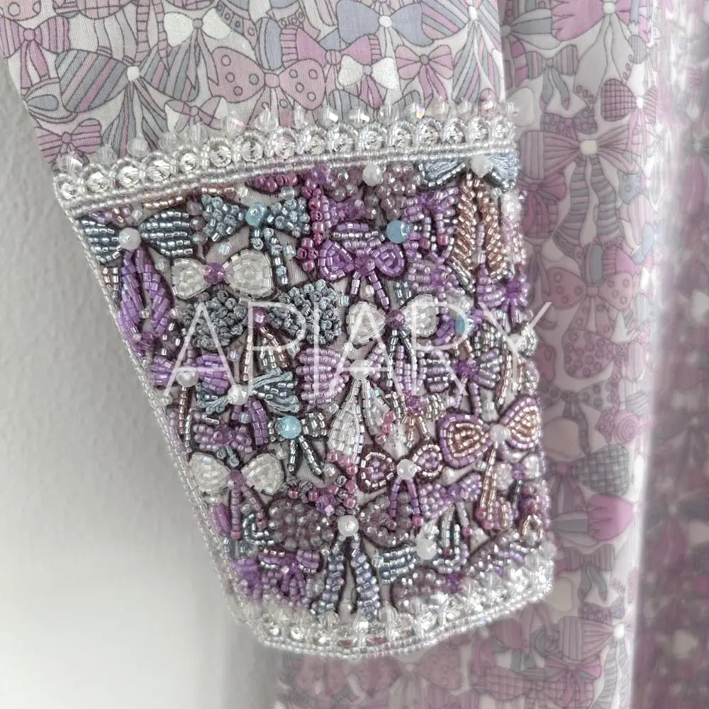 
                  
                    Liberty Jenny’s Bow Traditional 34’’/4 years
                  
                