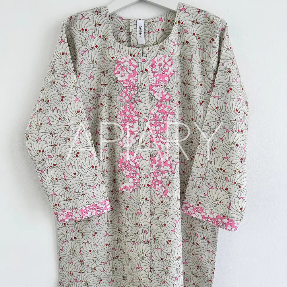 Liberty Origami Bows Poiret Shell Pink 42’’/7-8 years