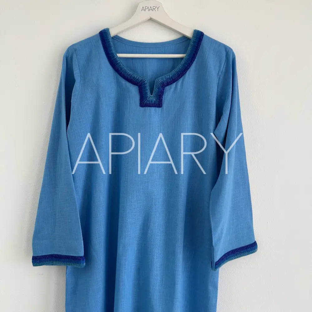 
                  
                    Ombré Neckline Blue Linen Rtw
                  
                