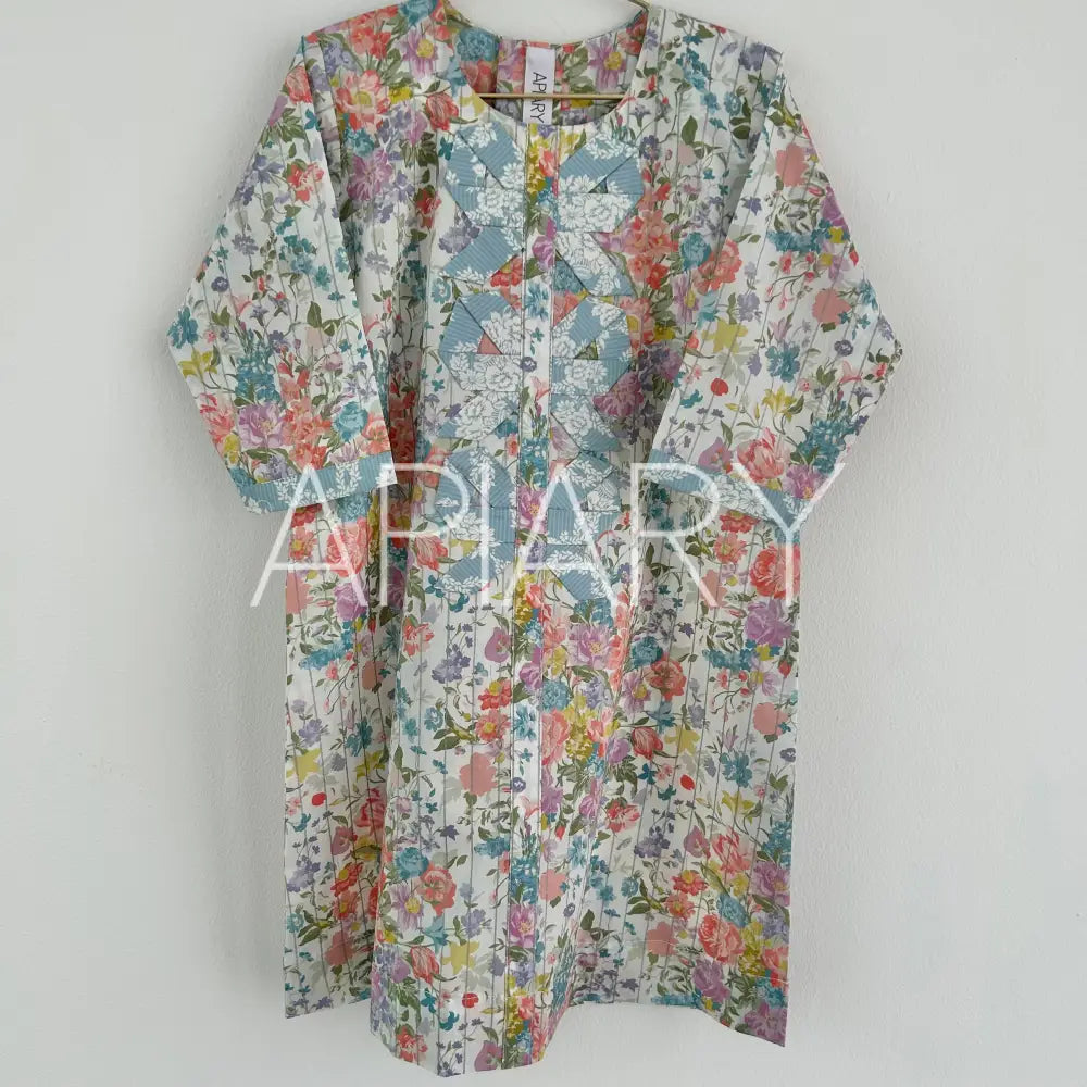 Origami Bows in Liberty Bridgerton Bouquet Parade 23’’/1 year