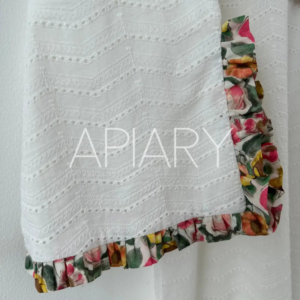 
                  
                    Personalized Liberty/Broderie Anglaise Audrey Kandoora Made To Measure
                  
                