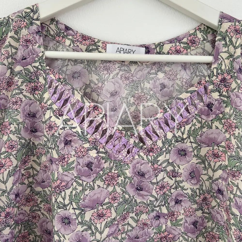 
                  
                    Tate in Liberty Capel Lilac
                  
                
