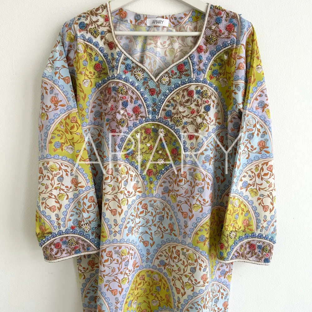 Victoria *PRE-ORDER* Ramadan 26